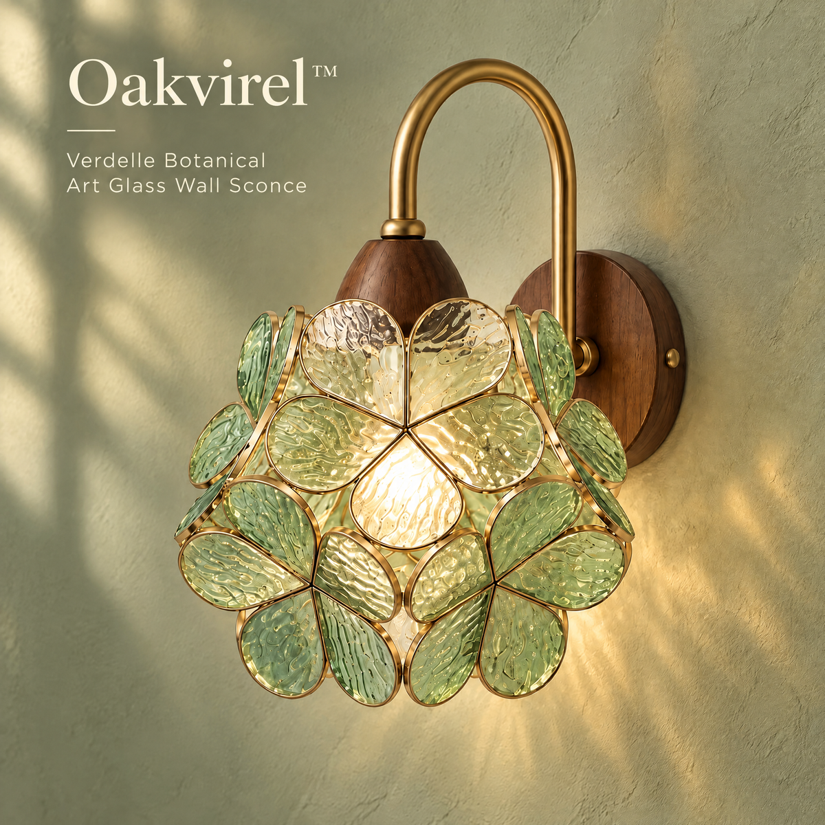 Oakvirel™  Verdelle Botanical Art Glass Wall Sconce